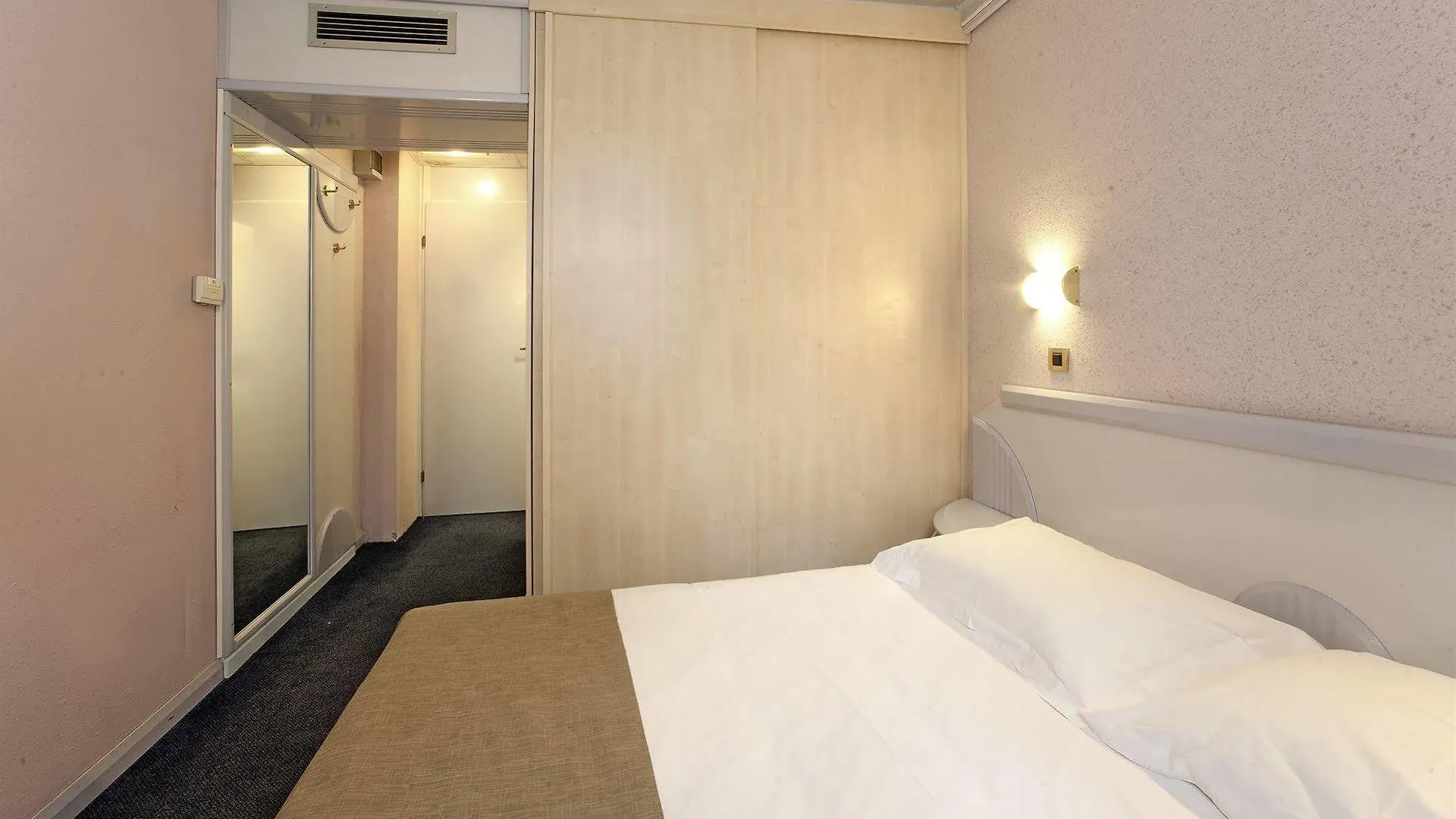 Hotel Plavi Plava Laguna Porec Croatia