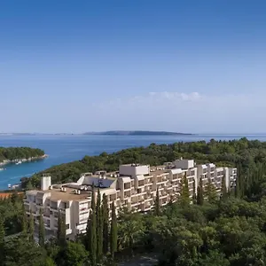 ** Hotel Eva Sunny & By Valamar Chorvatsko